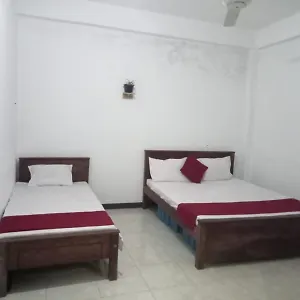 Hotel Awanhala, Katugastota